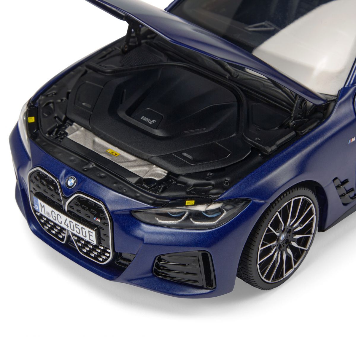 i4 M50 模型車1:18