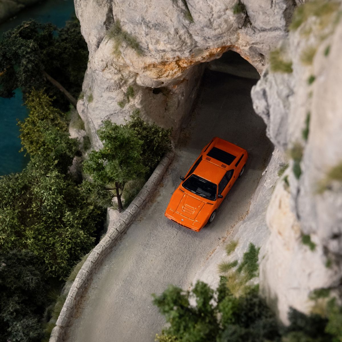 M1微型車1:64