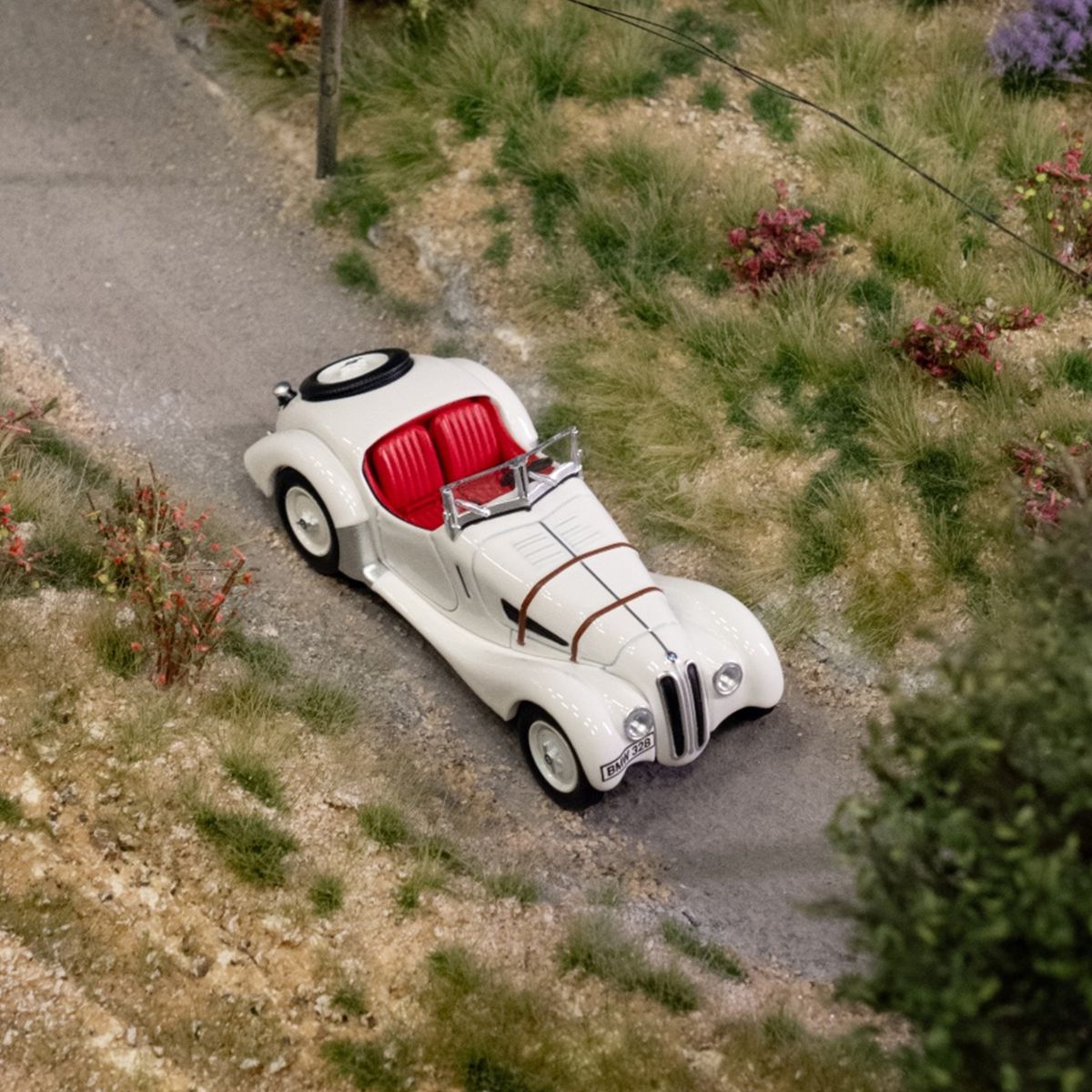 328微型車1:64