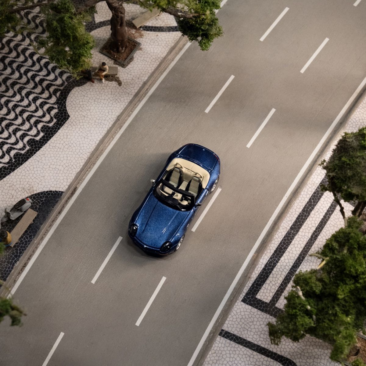 Z8微型車1:64