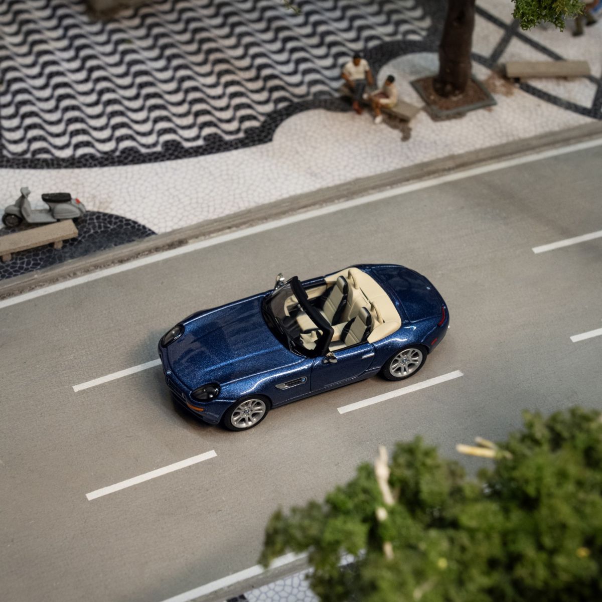 Z8微型車1:64