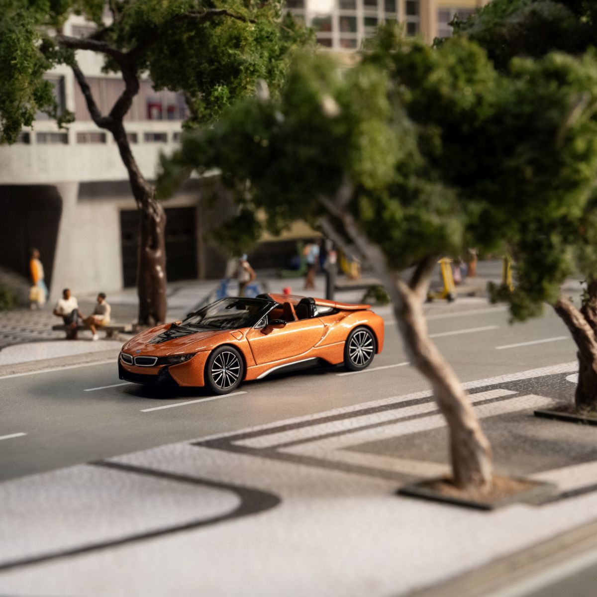 i8 Roadster微型車1:64