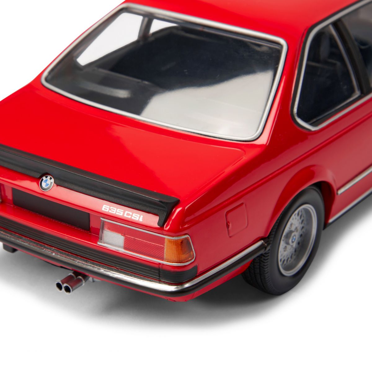 635 CSi模型車1:18