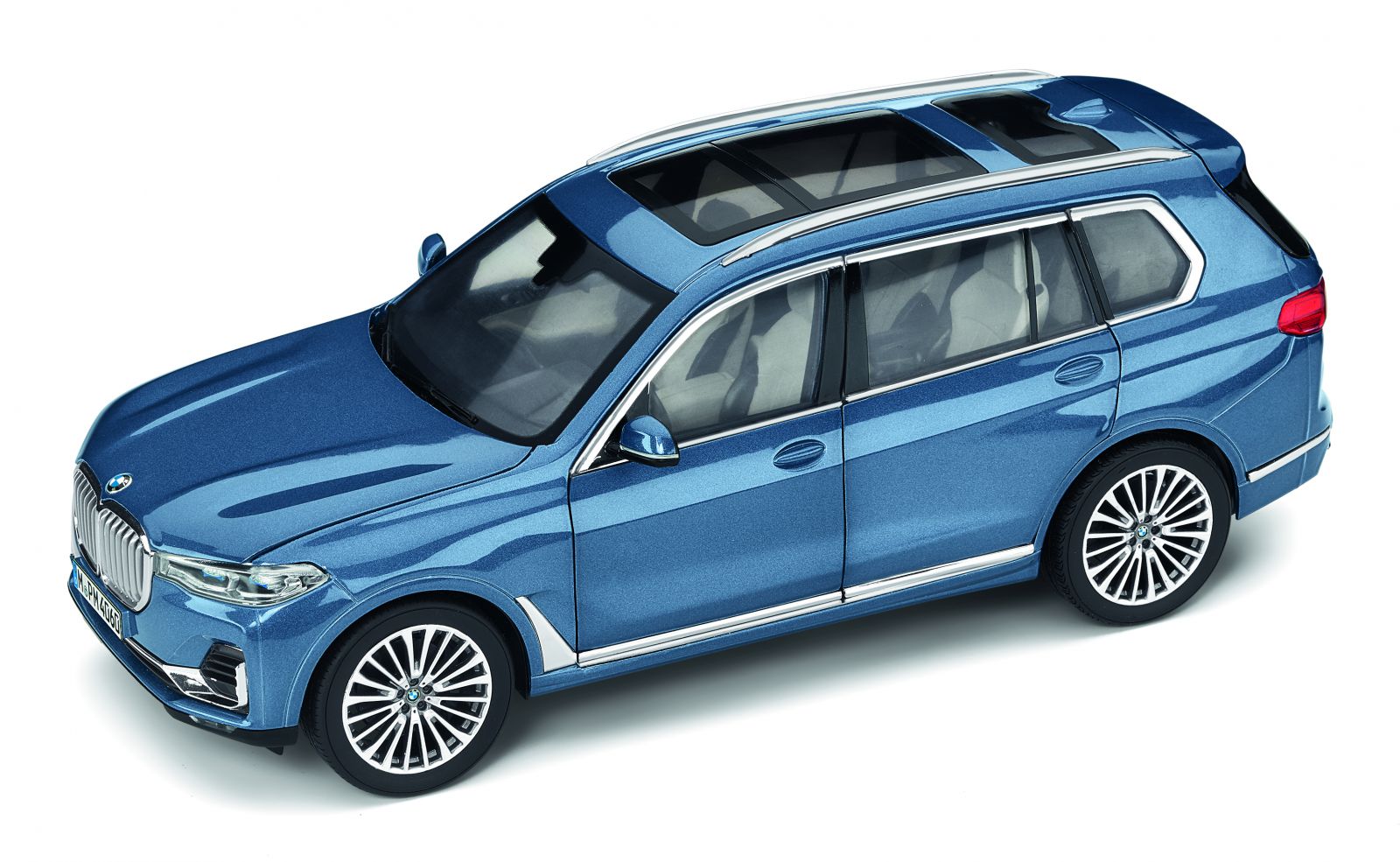BMW X7模型車1:18